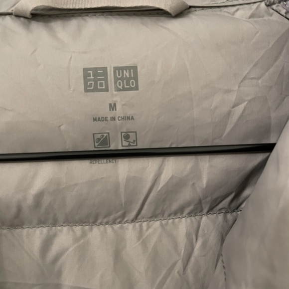 Uniqlo Ultra Light Down Jacket - Picture 3 of 9